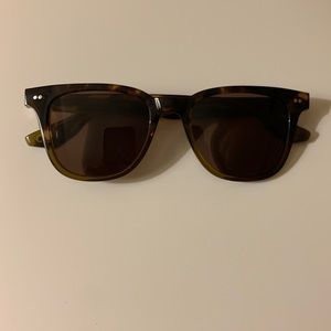 Krewe Tucker Sunglasses NWOT